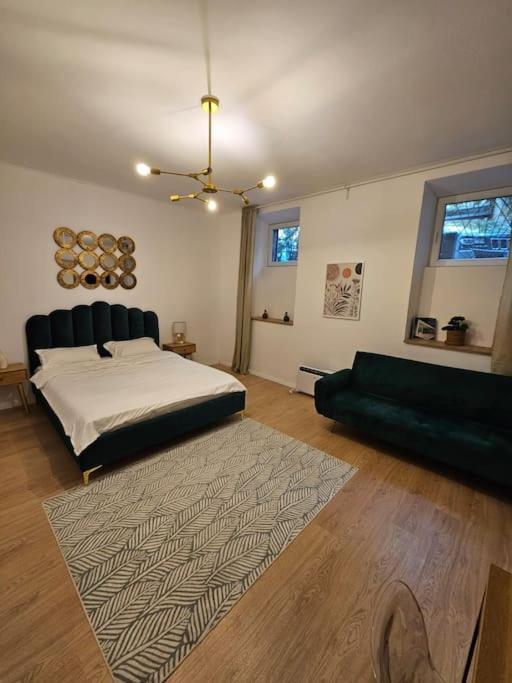 Heart Of City Center 4Br 2Bath 10 Pers Bucharest Exterior photo